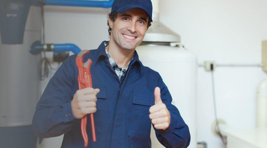 Professional emergency plumbing in University Park, IA